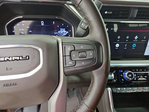 Used 2024 GMC Sierra 2500 Denali w/ Denali Reserve Package AWD/4WD image 26