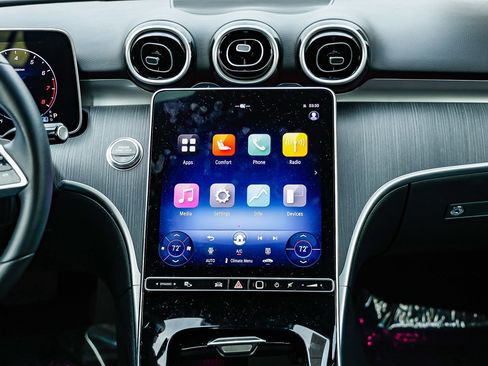 Certified 2025 Mercedes-Benz C 300 Sedan image 11