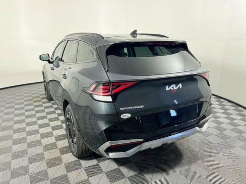 Certified 2025 Kia Sportage SX image 5