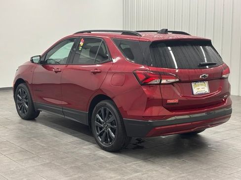 Used 2023 Chevrolet Equinox RS w/ RS Leather Package AWD/4WD image 4
