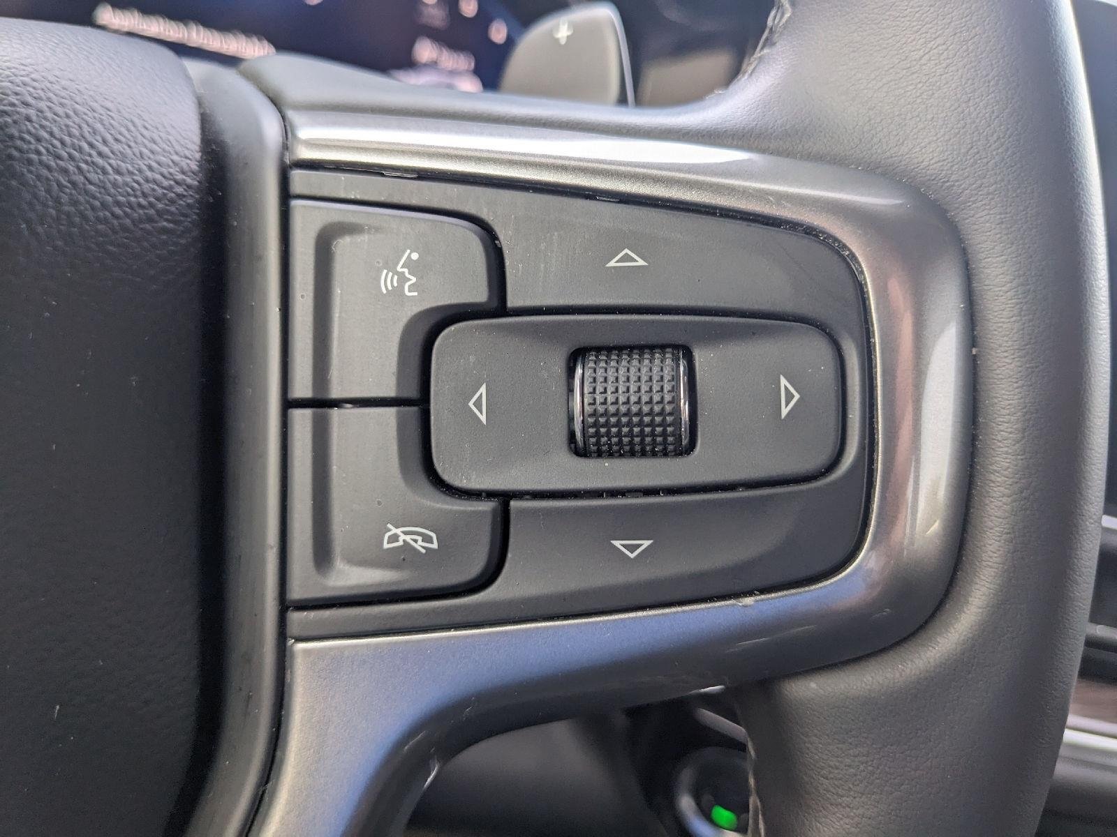Used 2025 Chevrolet Silverado 1500 RST AWD/4WD image 15