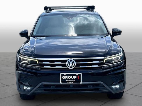 Used 2018 Volkswagen Tiguan SEL Premium AWD/4WD image 4