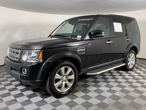 Used 2016 Land Rover LR4 HSE AWD/4WD image 2