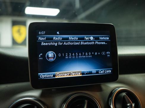 Used 2018 Mercedes-Benz GLA 250 w/ Convenience Package image 18