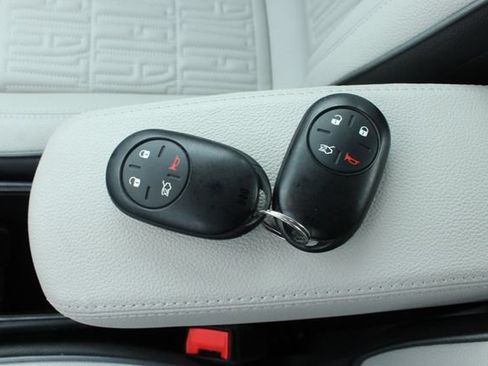 Used 2024 FIAT 500 e FWD image 28
