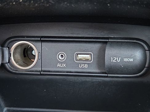 Used 2019 Kia Sorento AWD image 38