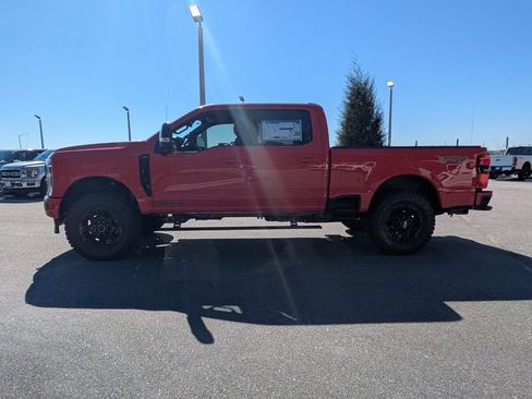 New 2026 Ford F250 Lariat w/ Black Appearance Package AWD/4WD image 7