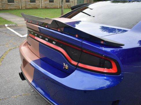 Used 2019 Dodge Charger Scat Pack RWD image 26