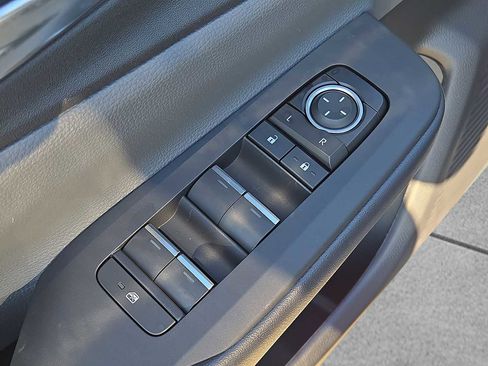 New 2026 Toyota Prius XLE image 11