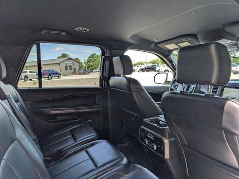 Used 2019 Ford Expedition Max XLT w/ Equipment Group 202A RWD image 20