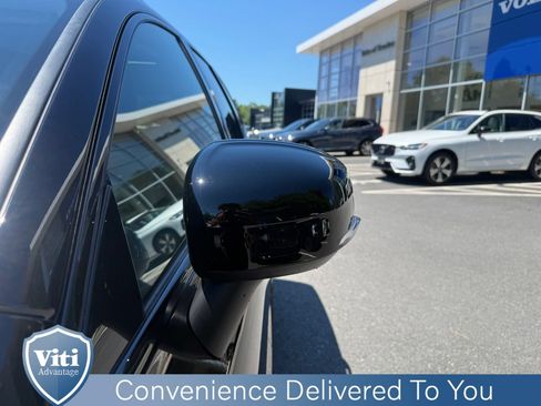 Certified 2026 Volvo XC60 B5 Plus w/ Protection Package Premier AWD/4WD image 11