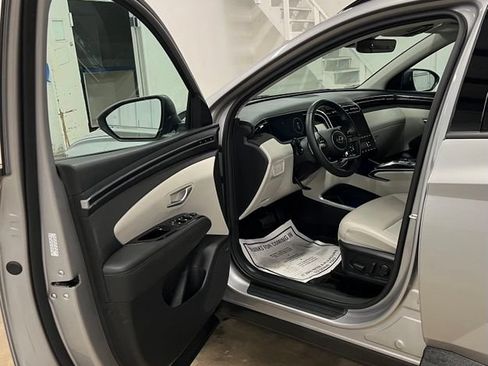 Used 2023 Hyundai Tucson Limited AWD/4WD image 21