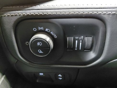 Used 2022 RAM 1500 Limited w/ Body Color Bumper Group image 45