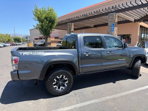 Certified 2023 Toyota Tacoma TRD Off-Road w/ Technology Package AWD/4WD image 9