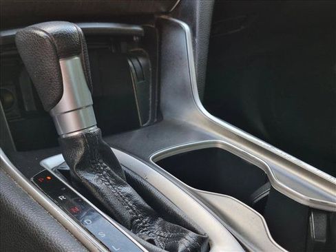 Used 2019 Honda Accord EX image 14