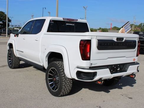 Used 2022 GMC Sierra 1500 AT4 w/ AT4 Premium Package AWD/4WD image 8