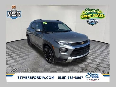 Used 2023 Chevrolet TrailBlazer LT FWD image 1