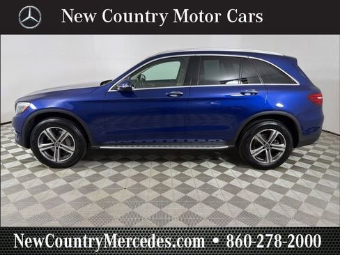 Used 2019 Mercedes-Benz GLC 300 4MATIC image 4