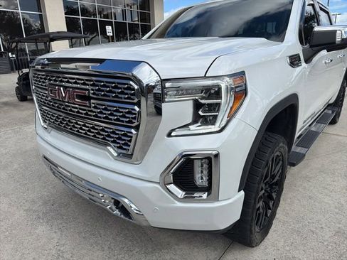 Used 2021 GMC Sierra 1500 Denali w/ Driver Alert Package II image 9