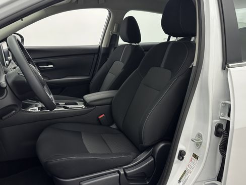 Used 2025 Nissan Sentra SV image 26