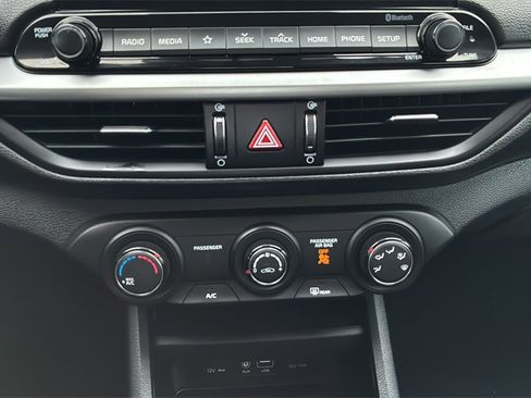 Used 2020 Kia Forte Sedan image 16