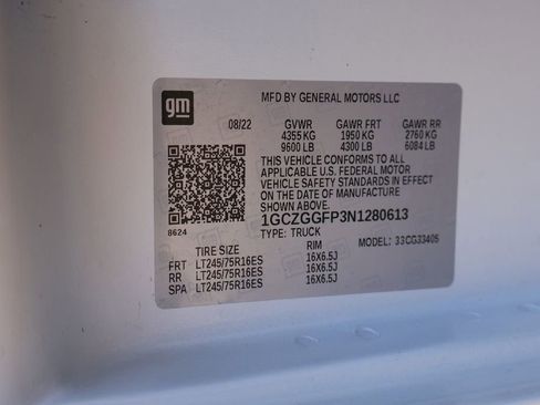 Used 2022 Chevrolet Express 3500 w/ Driver Convenience Package image 46