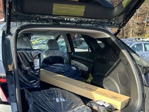 New 2024 Hyundai Tucson Limited image 9