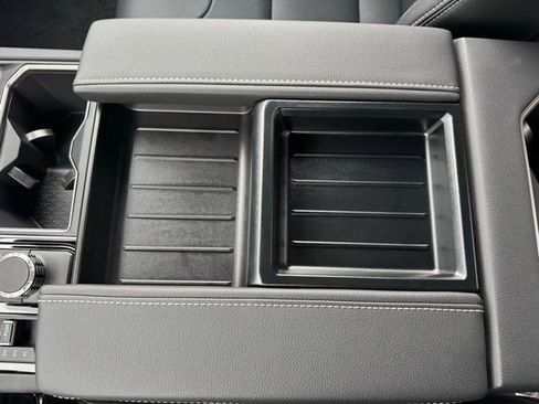 New 2026 Toyota Tundra Limited AWD/4WD image 19
