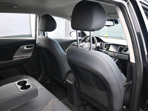 Used 2019 Kia Niro LX image 39