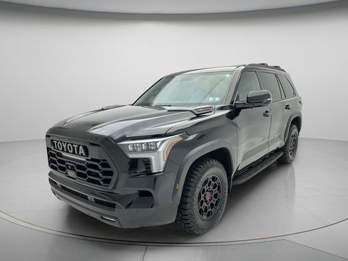 Used 2024 Toyota Sequoia TRD Pro AWD/4WD image 3