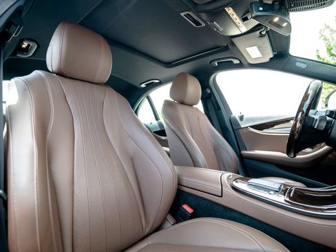 Used 2022 Mercedes-Benz E 350 4MATIC Sedan image 19