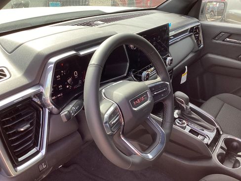 New 2026 GMC Canyon Elevation w/ Convenience Package image 10