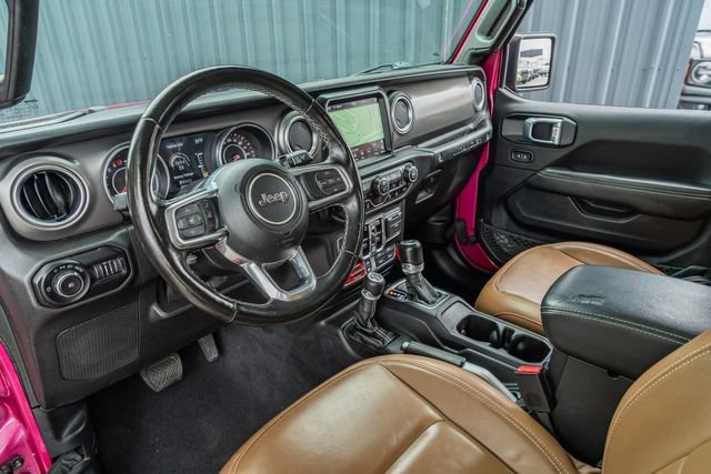 Used 2021 Jeep Wrangler Unlimited Rubicon w/ Xtreme Recon 35" Tire Package AWD/4WD image 23
