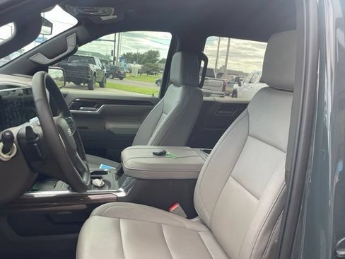 Used 2025 Chevrolet Silverado 1500 LT w/ All Star Edition Plus RWD image 5