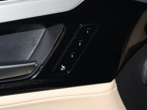 Certified 2023 Acura MDX SH-AWD w/ Technology Package image 34