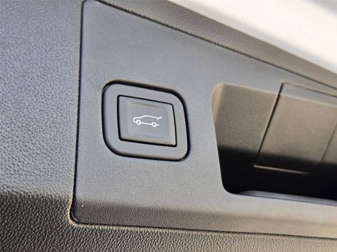 New 2026 Cadillac XT5 Premium Luxury w/ Driver Assist Package image 32