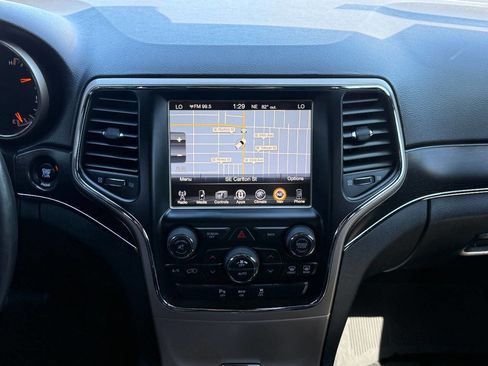 Used 2014 Jeep Grand Cherokee Limited image 21