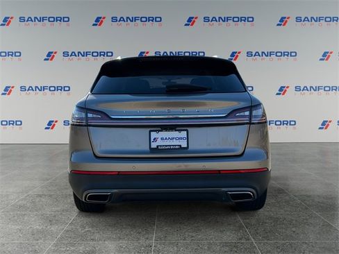 Used 2021 Lincoln Nautilus FWD w/ Equipment Group 101A image 4