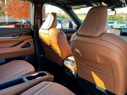 Certified 2025 INFINITI QX60 Autograph w/ Cargo Package image 31
