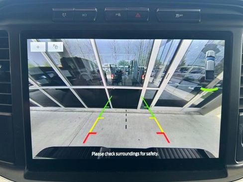 Certified 2023 Ford F150 Lariat w/ Equipment Group 502A High image 21