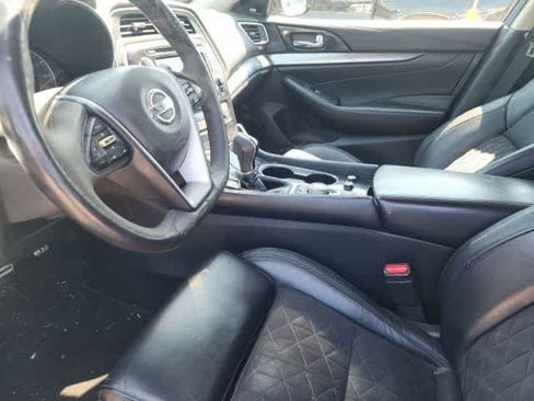 Used 2017 Nissan Maxima SR w/ Midnight Edition FWD image 24