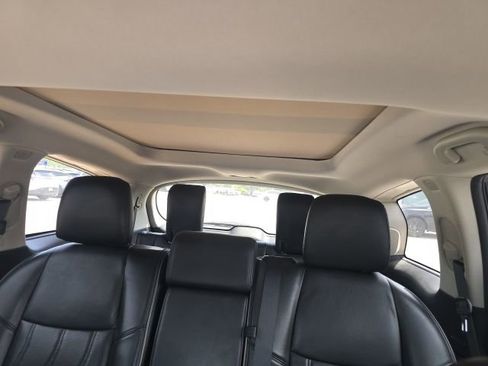 Used 2015 INFINITI QX60 FWD w/ Deluxe Touring Package image 11