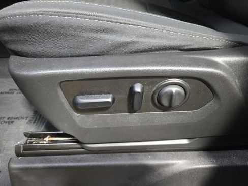 Used 2019 Chevrolet Silverado 1500 LT Trail Boss image 30