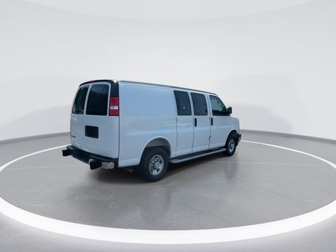Used 2025 Chevrolet Express 2500 w/ Driver Convenience Package RWD image 10