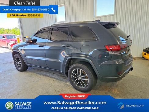 Used 2017 Jeep Grand Cherokee Trailhawk AWD/4WD image 3