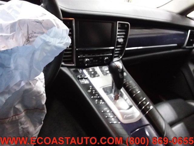 Used 2013 Porsche Panamera RWD image 12