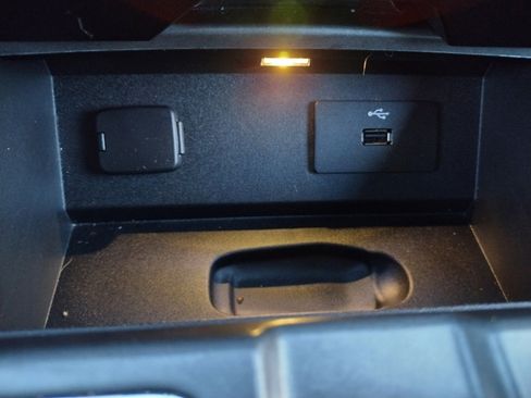 Used 2016 Ford F150 XLT w/ Equipment Group 301A Mid image 29