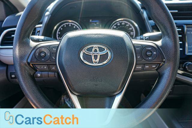 Used 2018 Toyota Camry LE w/ Moonroof Package FWD image 23