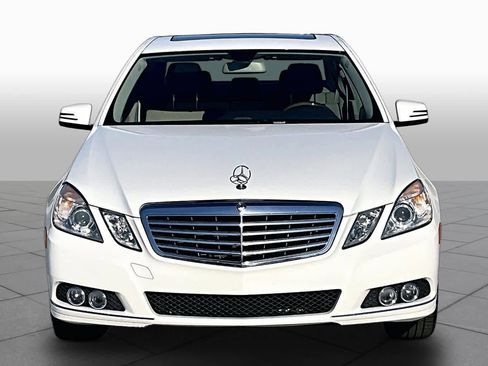 Used 2011 Mercedes-Benz E 350 Sedan image 3