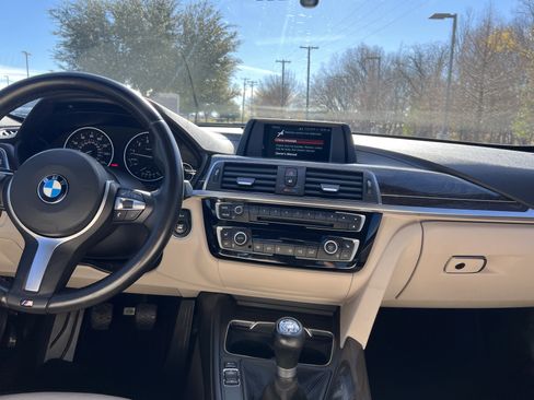 Used 2018 BMW 340i Sedan image 28